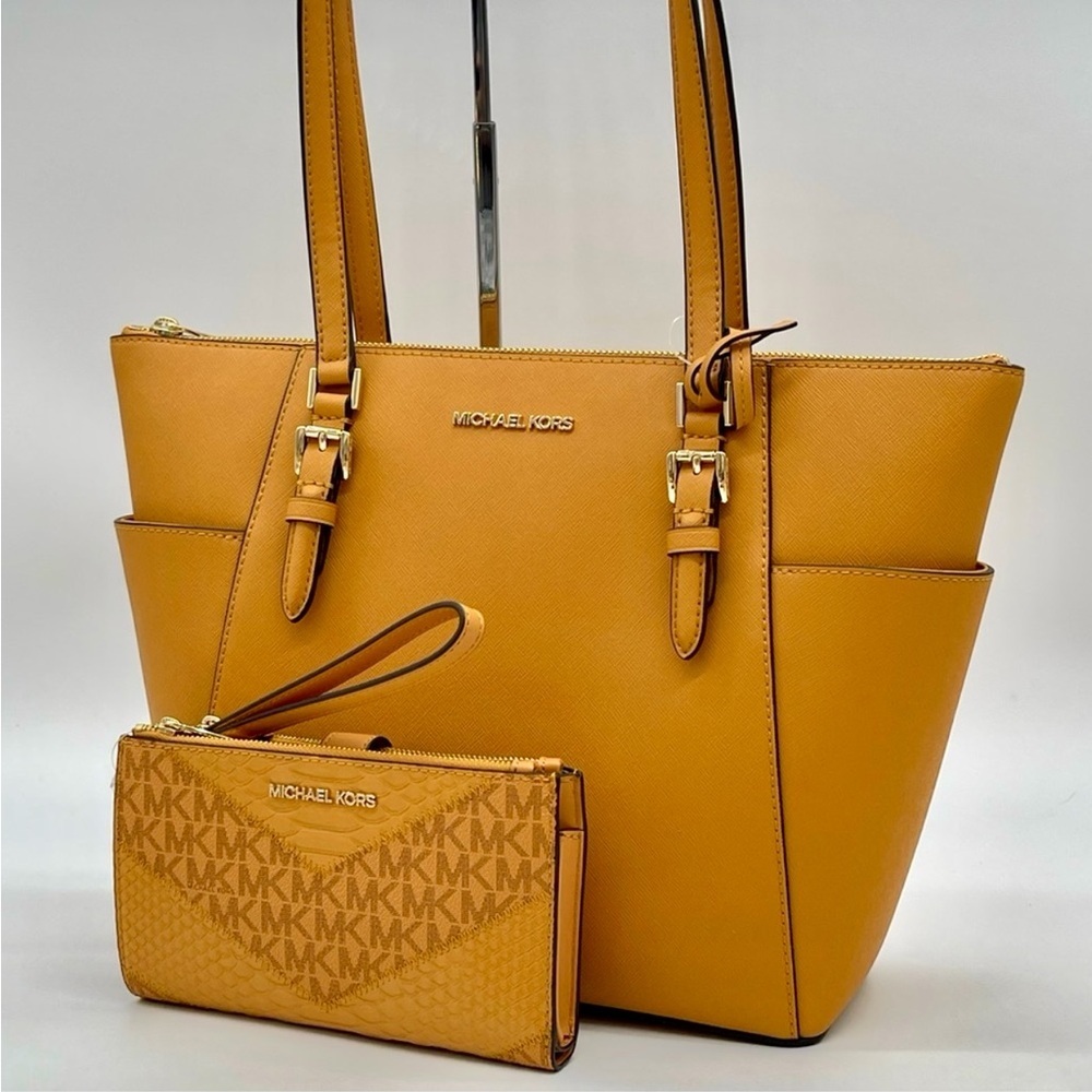 Michael Kors Large Charlotte Tote Bag & Double Zip Wallet Wristlet - Picture 5 of 10